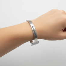 Carica l'immagine nel visualizzatore di Gallery, Bracciale indossato 9