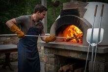 Carica l'immagine nel visualizzatore di Gallery, Persona sposta legna - Attizzatoio