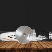 Laden Sie das Bild in den Galerie-Viewer, PIZZA-SCHNEIDERAD -