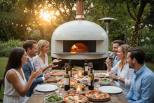 Carica l'immagine nel visualizzatore di Gallery, Cena all'aperto - Socializzazione
